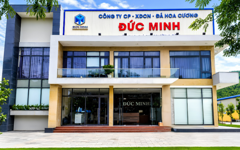 Khai thác sản xuất đá Đức Minh Stone